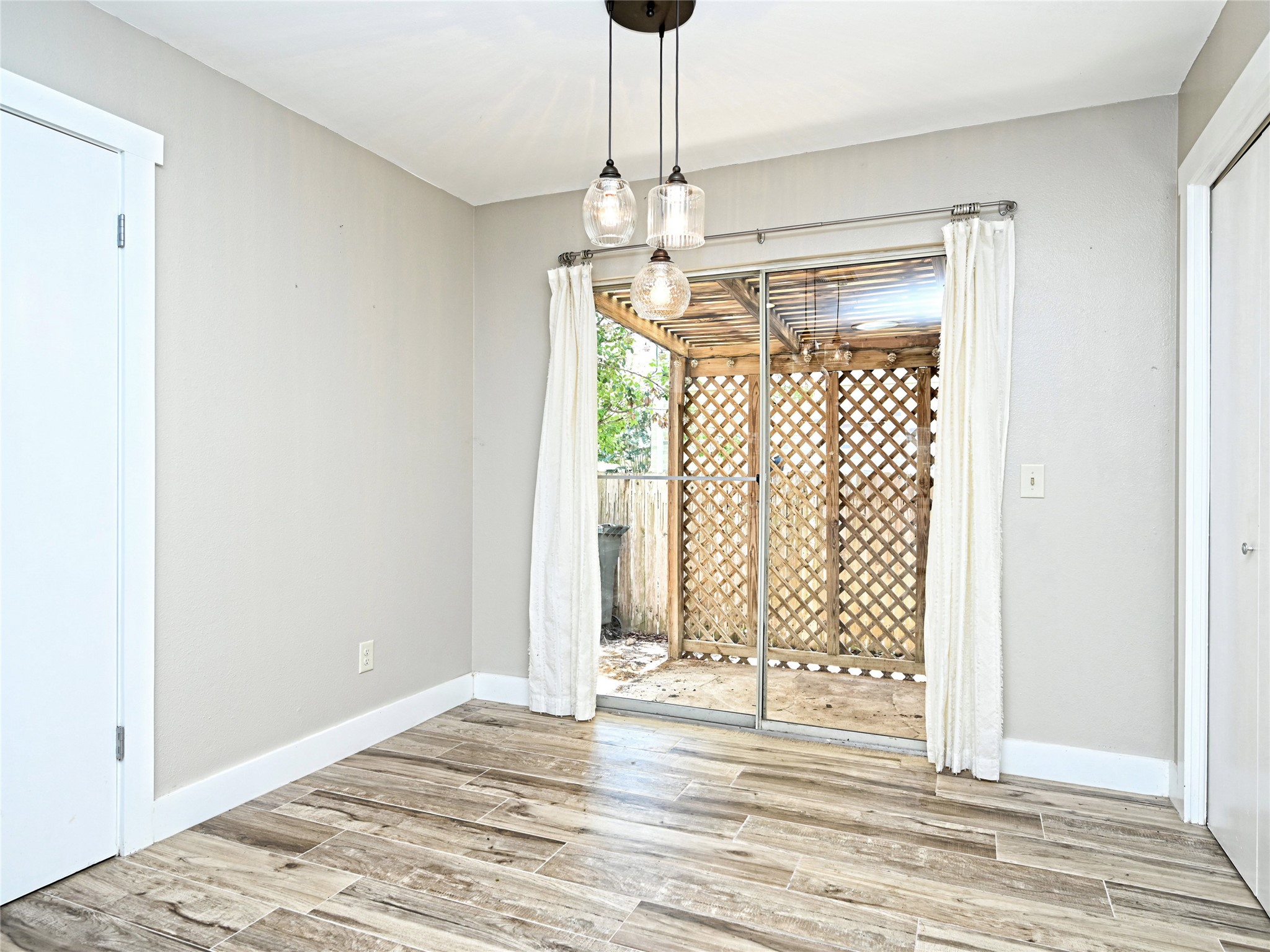 8406 Racine Trail Austin, TX 78717 - Photo 12 of 15 Gallery Image 12