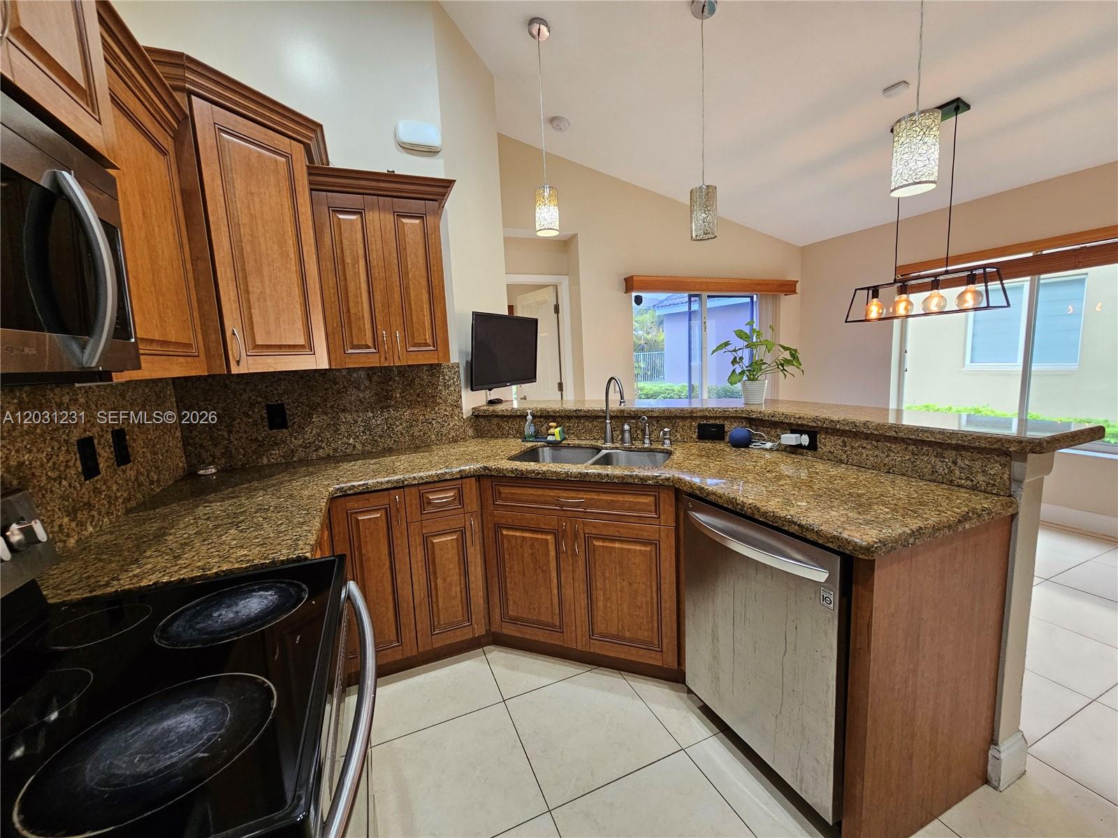 4232 Mahogany Ridge Drive Weston, FL 33331 - Photo 9 of 51
