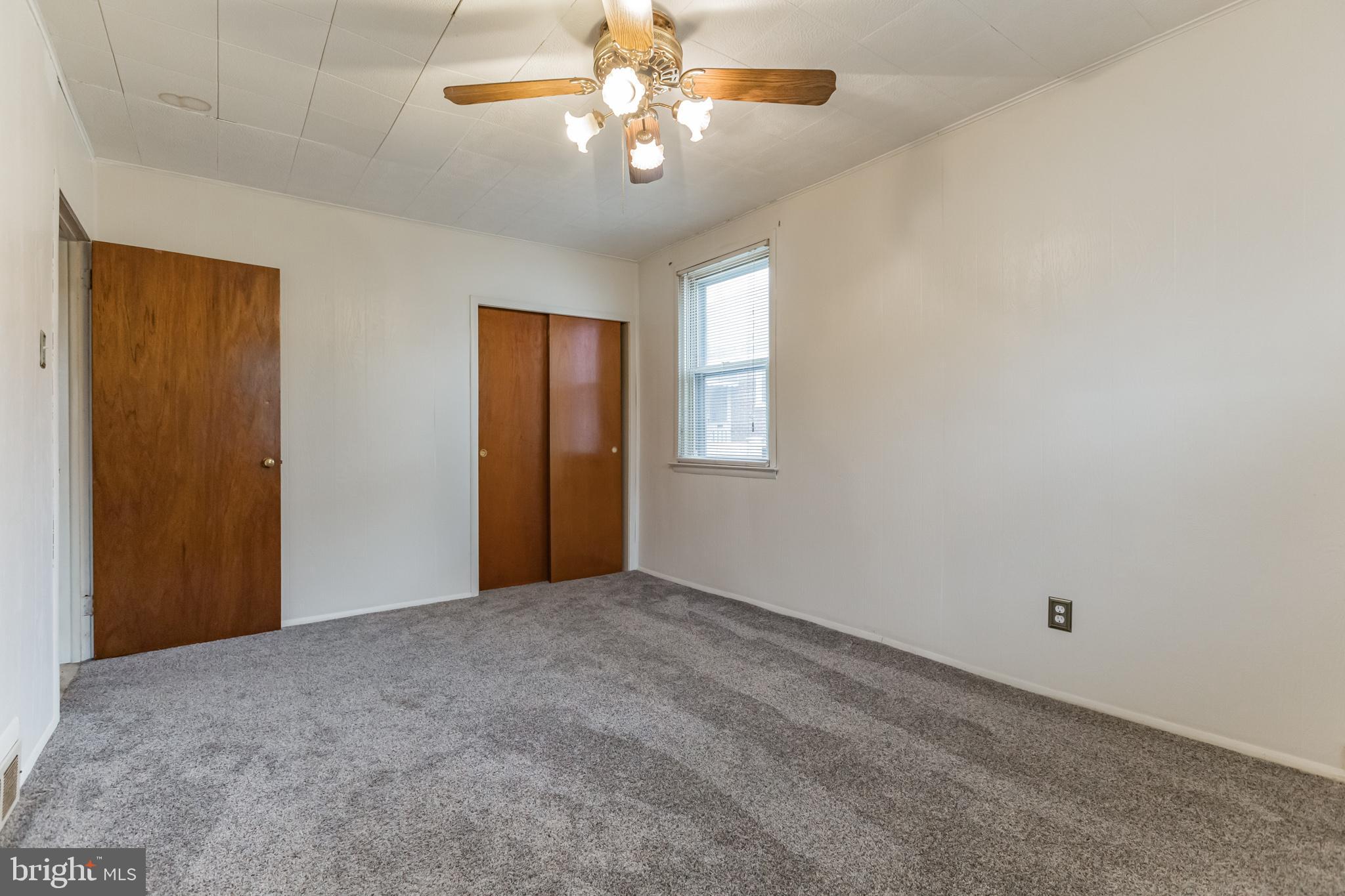 9119 Woodenbridge Road Philadelphia, PA 19136 - Photo 14 of 26 Gallery Image 14
