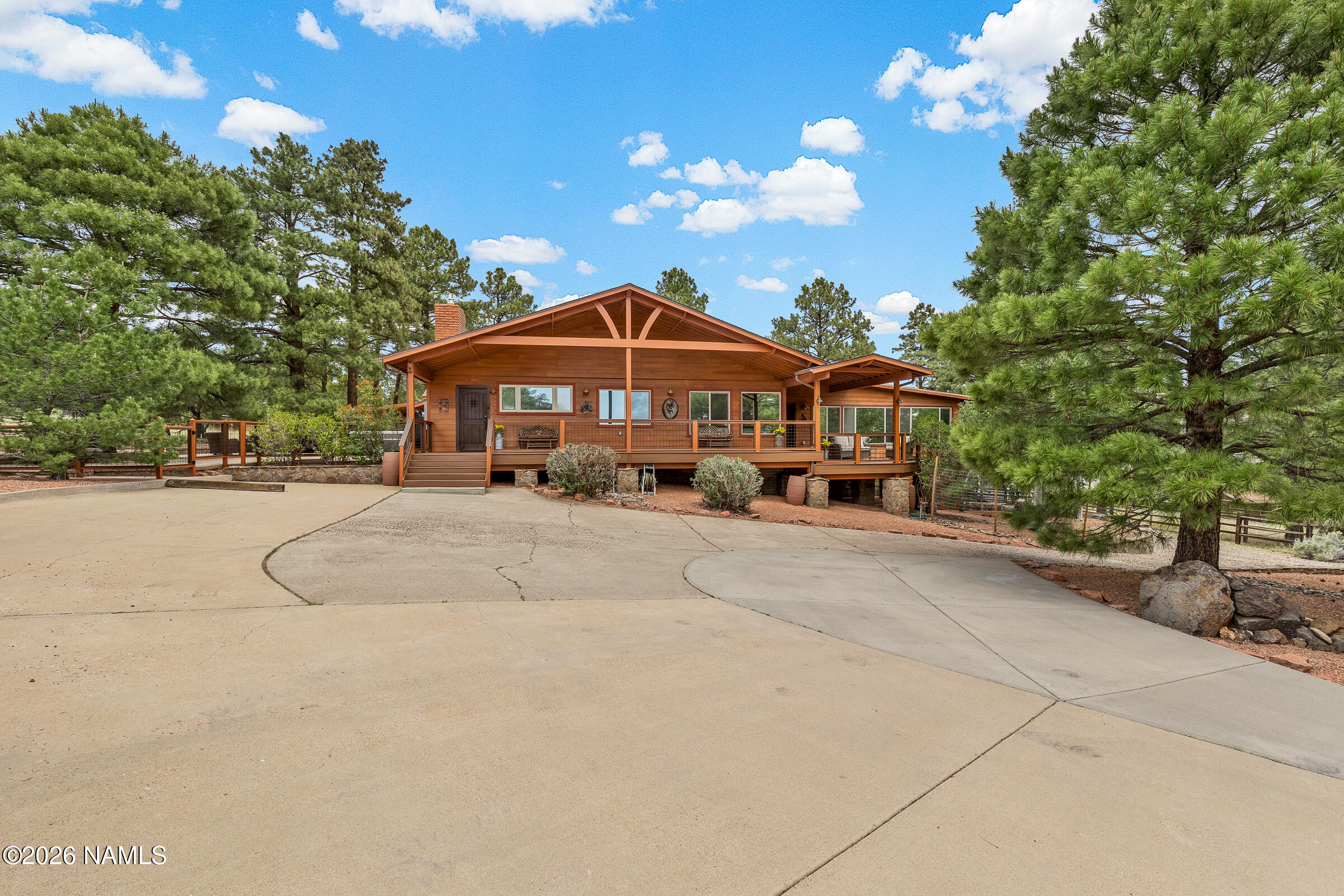 8921 Hulls Road Flagstaff, AZ 86004 - Photo 64 of 80 Oversized Driveway
