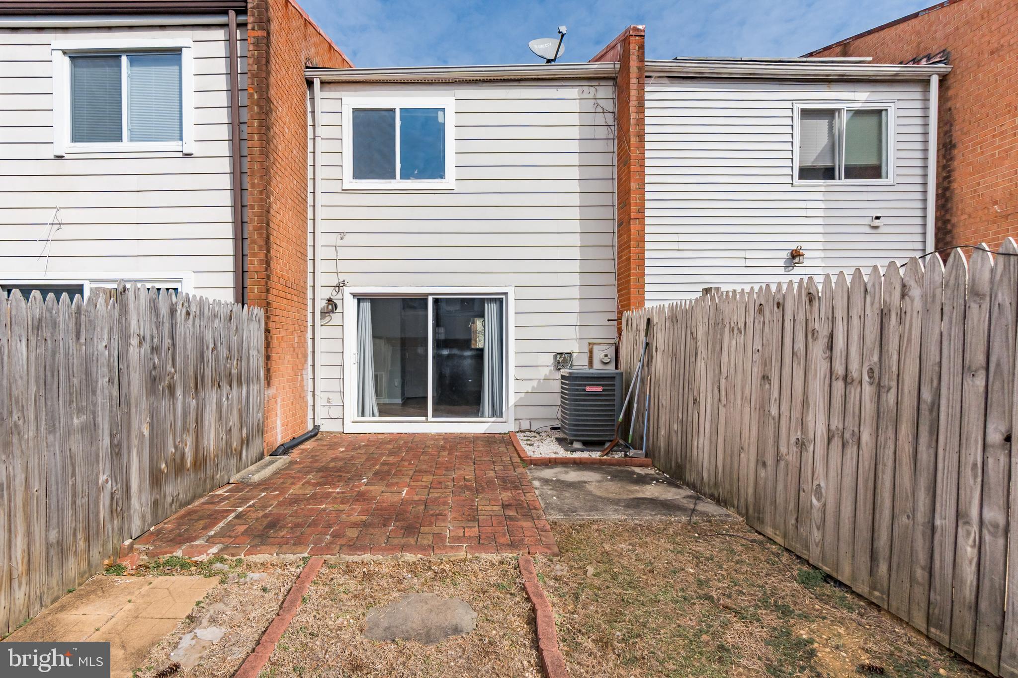 1248 Barnaby Terrace Southeast Washington, DC 20032 - Photo 25 of 32 Exterior Rear