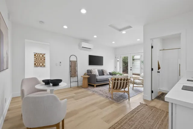 $790,000 | 2172 36th Street, Sacramento, CA 95817