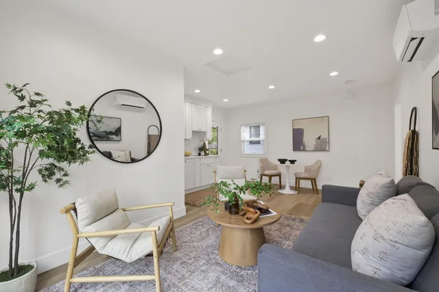 $790,000 | 2172 36th Street, Sacramento, CA 95817