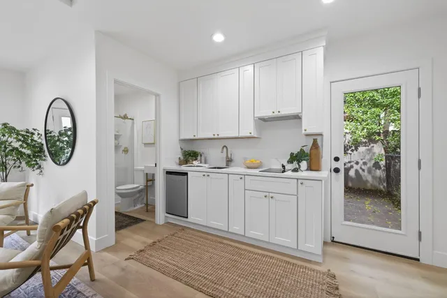 $790,000 | 2172 36th Street, Sacramento, CA 95817