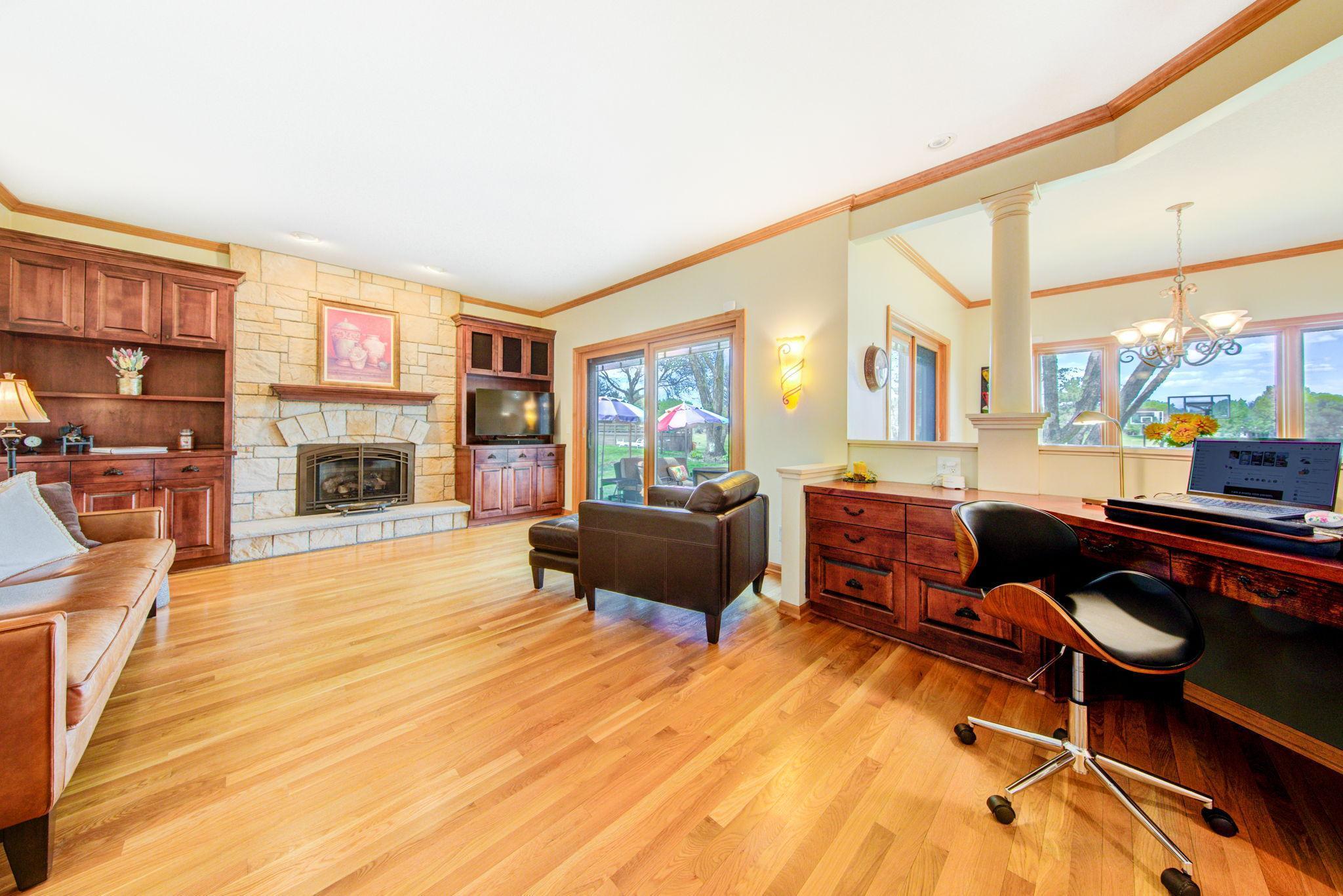 10317 Franlo Road Eden Prairie, MN 55347 - Photo 8 of 31