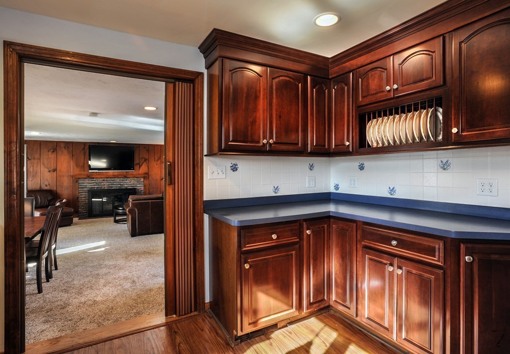 11 Fisher Road Hingham, MA 02043 - Photo 11 of 25 Gallery Image 11