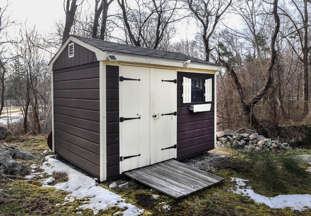 11 Fisher Road Hingham, MA 02043 - Photo 24 of 25 Gallery Image 24