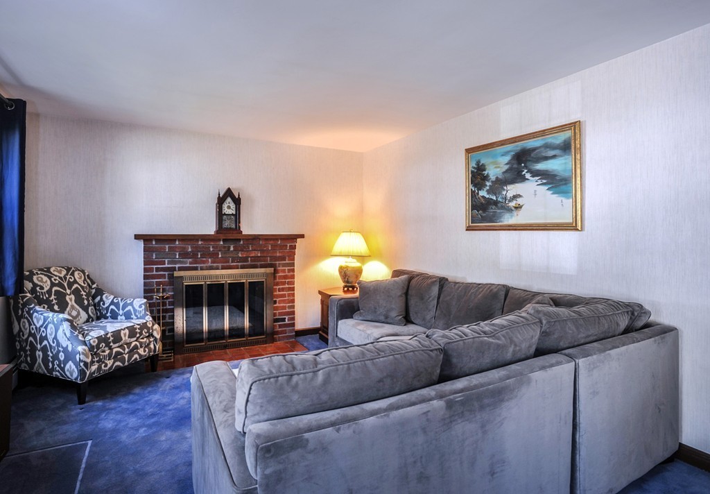 11 Fisher Road Hingham, MA 02043 - Photo 8 of 25 Gallery Image 8