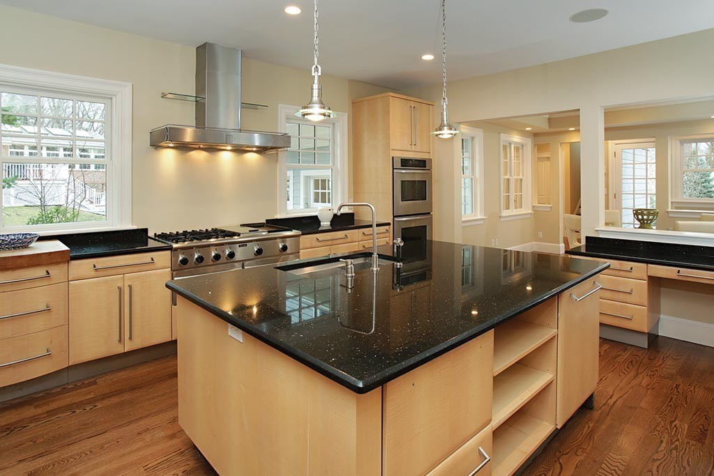 158 Moffat Road Newton, MA 02468 - Photo 6 of 9