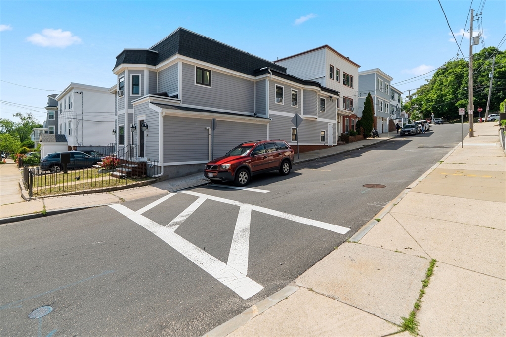 34 Gardner Street Chelsea, MA 02150 - Photo 5 of 27