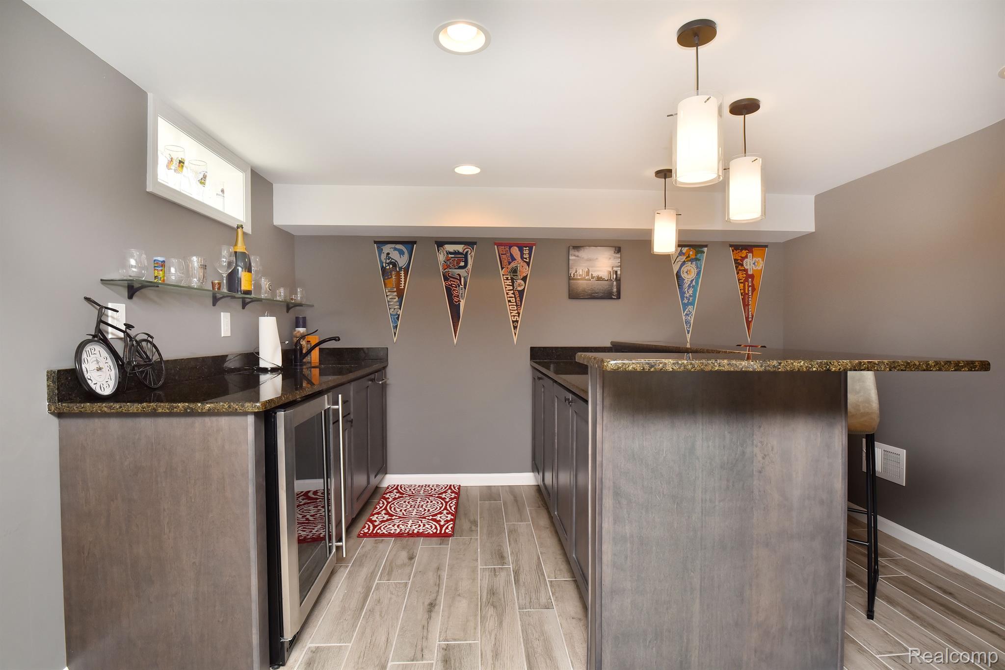 1258 Oxford Road Berkley, MI 48072 - Photo 31 of 42 Gallery Image 31