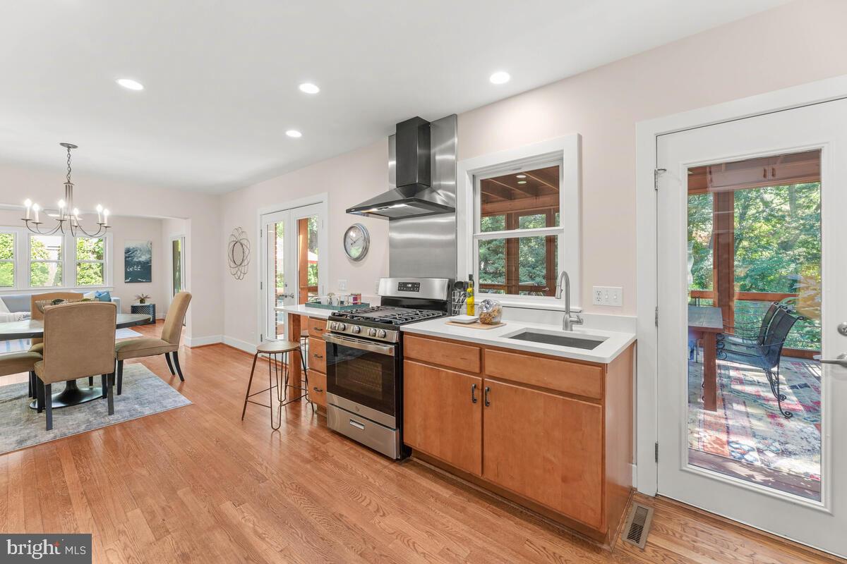 1207 Noyes Drive Silver Spring, MD 20910 - Photo 14 of 60