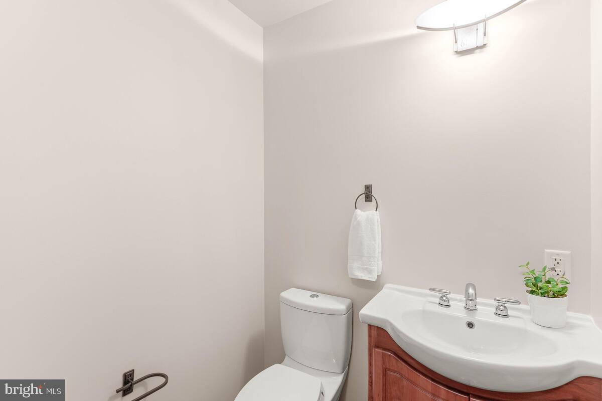 1207 Noyes Drive Silver Spring, MD 20910 - Photo 26 of 60