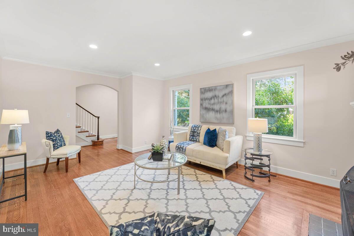 1207 Noyes Drive Silver Spring, MD 20910 - Photo 9 of 60