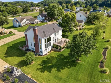 $625,000 | 444 Eagle Pointe Landing Drive, Eureka, MO 63025