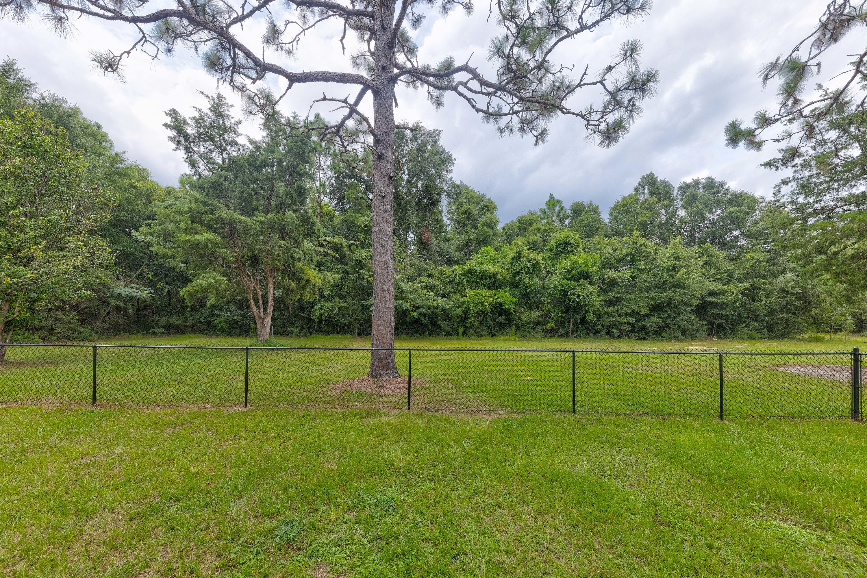 2523 Lake Silver Road Crestview, FL 32536 - Photo 5 of 23 Gallery Image 5