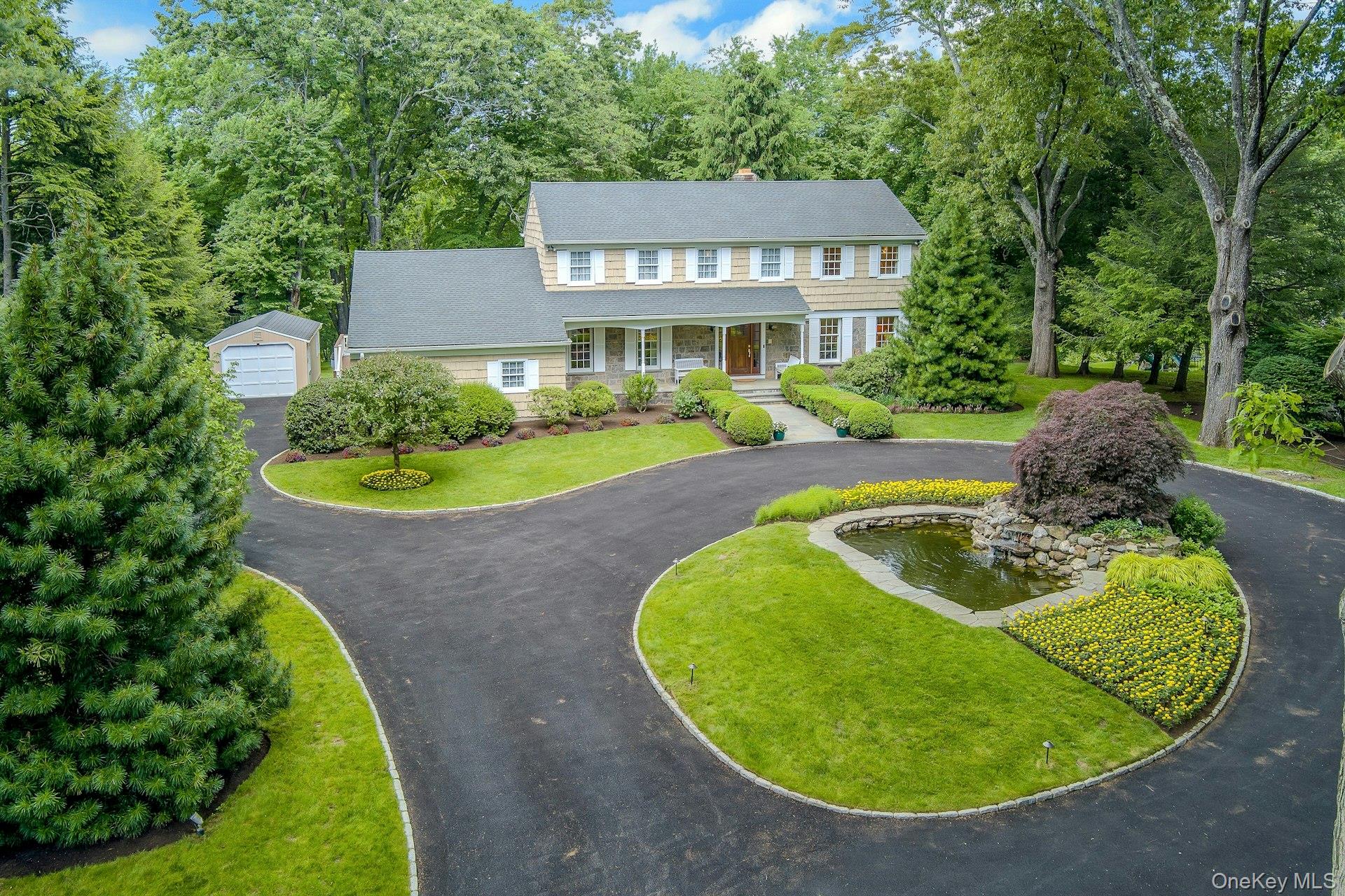 47 Jackson Road Bedford, NY 10506 - Photo 2 of 41