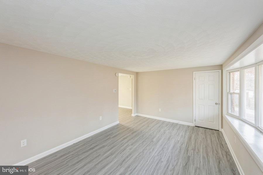 835 Bowers Bridge Road Manchester, PA 17345 - Photo 4 of 15