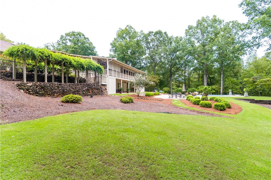3236 Hamilton Road Opelika, AL 36804 - Photo 4 of 39 Gallery Image 4