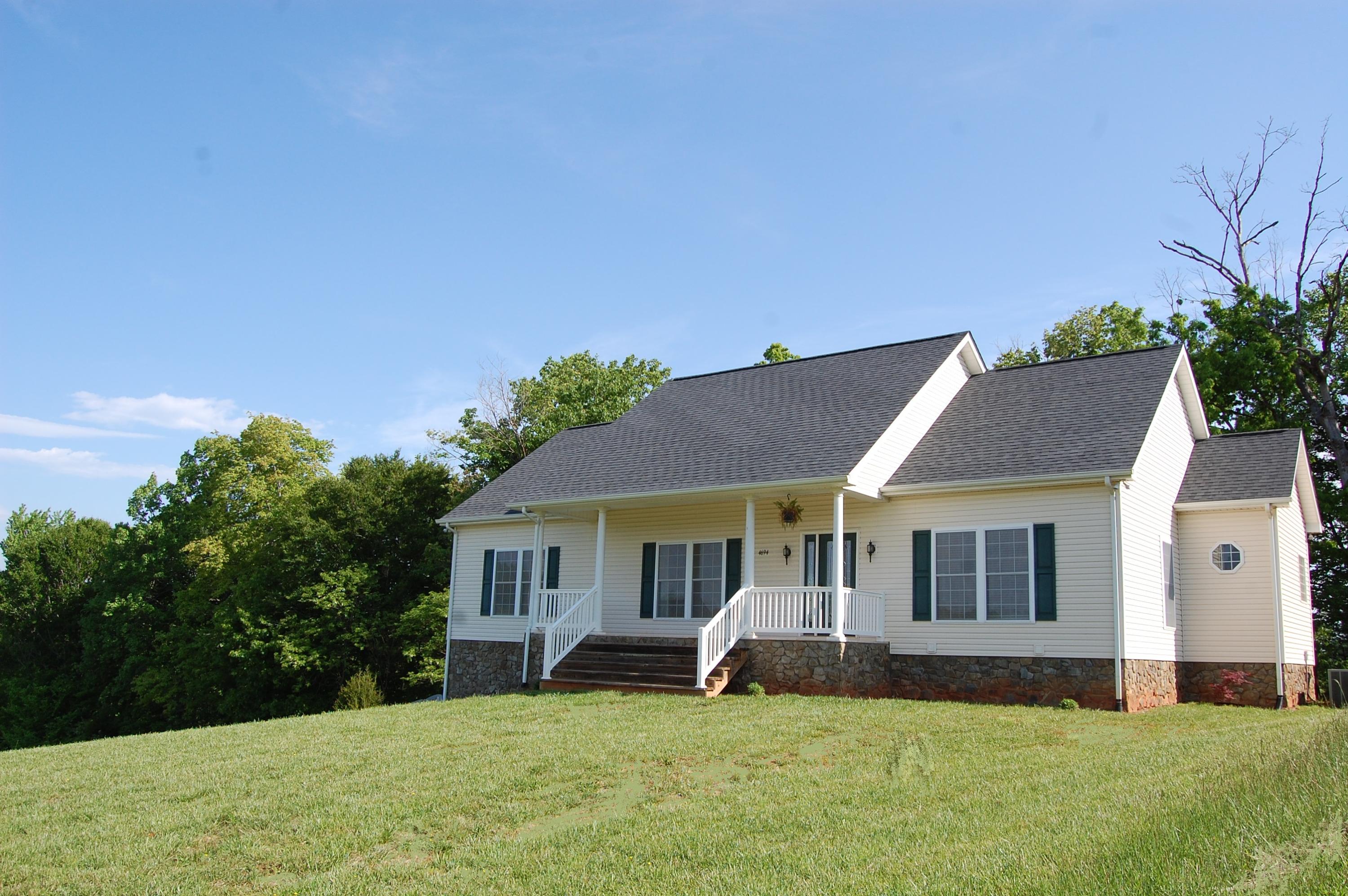 4694 Meadors Spur Road Moneta, VA 24121 - Photo 1 of 25 Front view of home