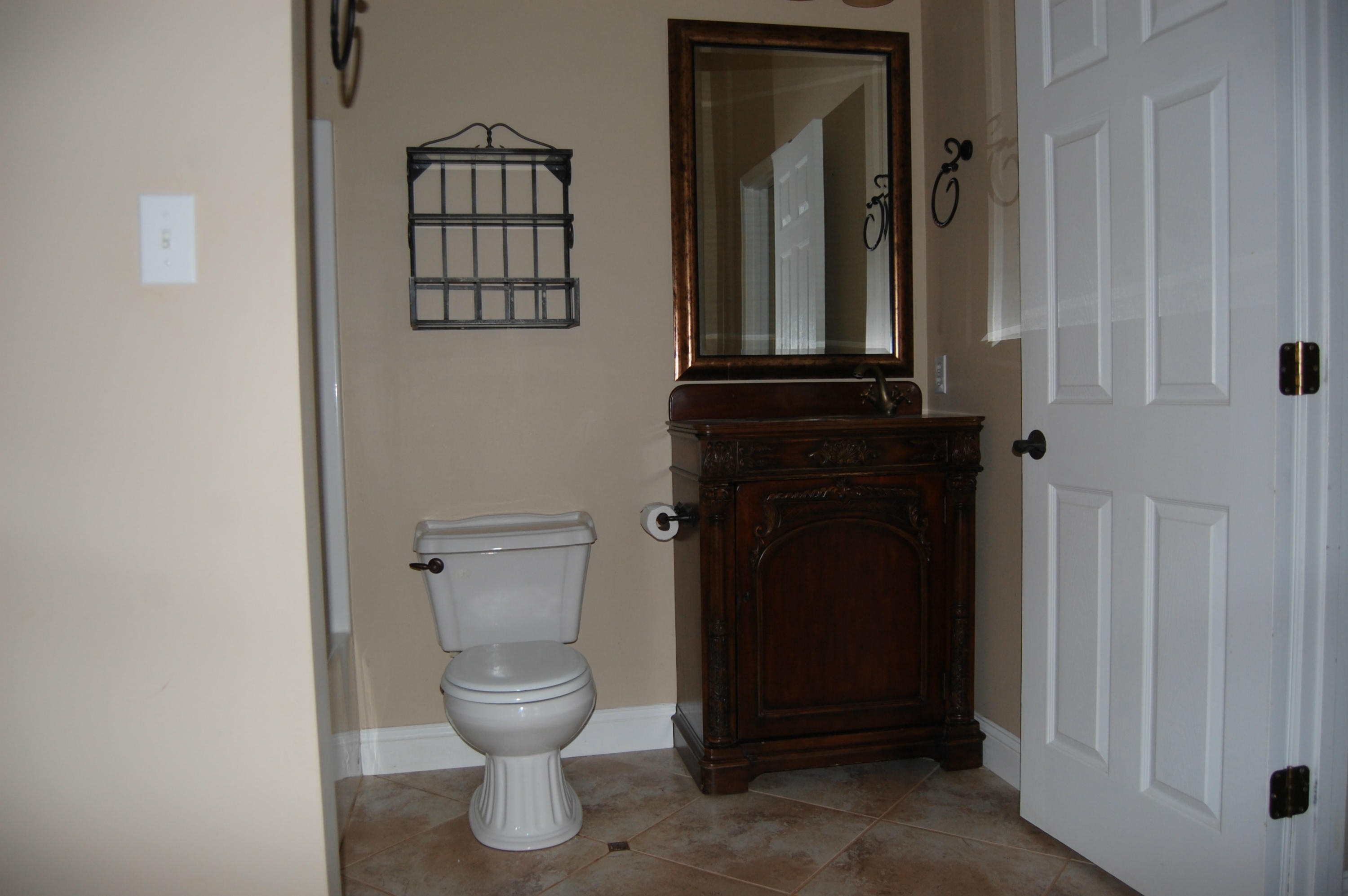 4694 Meadors Spur Road Moneta, VA 24121 - Photo 21 of 25 Lower Level Full Bathroom