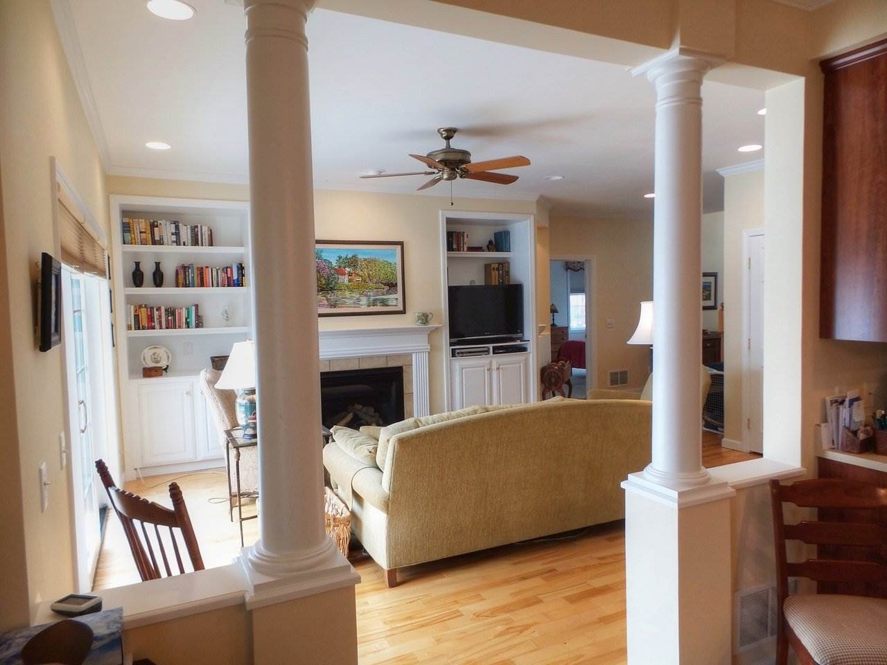 37 Four Sisters Road South Burlington, VT 05403 - Photo 2 of 36 Gallery Image 2