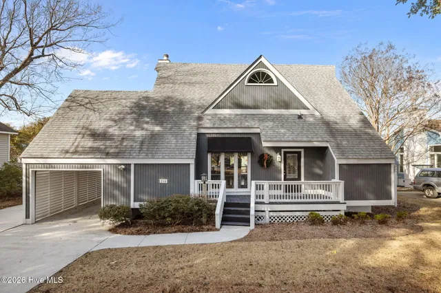 $820,000 | 214 Sandfiddler East, Emerald Isle, NC 28594