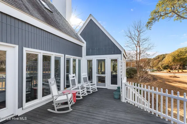 $820,000 | 214 Sandfiddler East, Emerald Isle, NC 28594