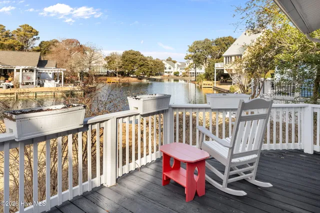 $820,000 | 214 Sandfiddler East, Emerald Isle, NC 28594