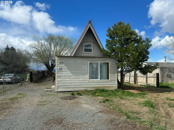 $99,999 | 120 2nd Street, North Powder, OR 97867
