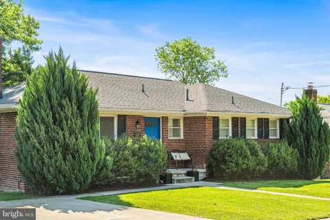 $899,900 | 2305 Peggy Lane, Silver Spring, MD 20910
