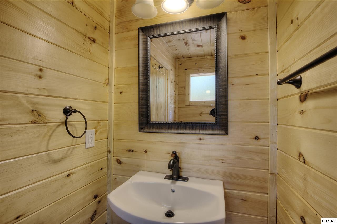 523 Ridge Road Gatlinburg, TN 37738 - Photo 11 of 35 Gallery Image 11