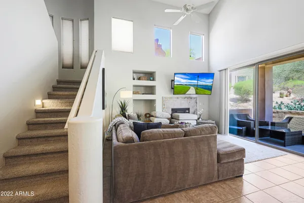 $5,500 | 16420 North Thompson Peak Parkway, Unit 1079, Scottsdale, AZ 85260