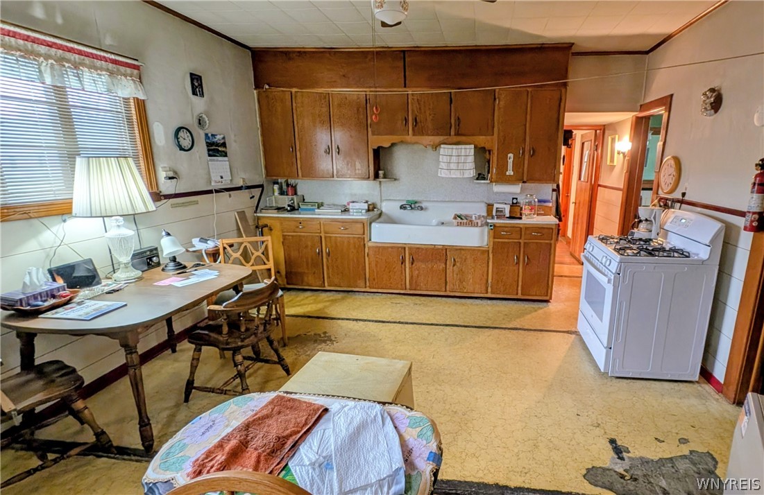 49 Howlett Street Buffalo, NY 14211 - Photo 26 of 34 1st Floor Kitchen
