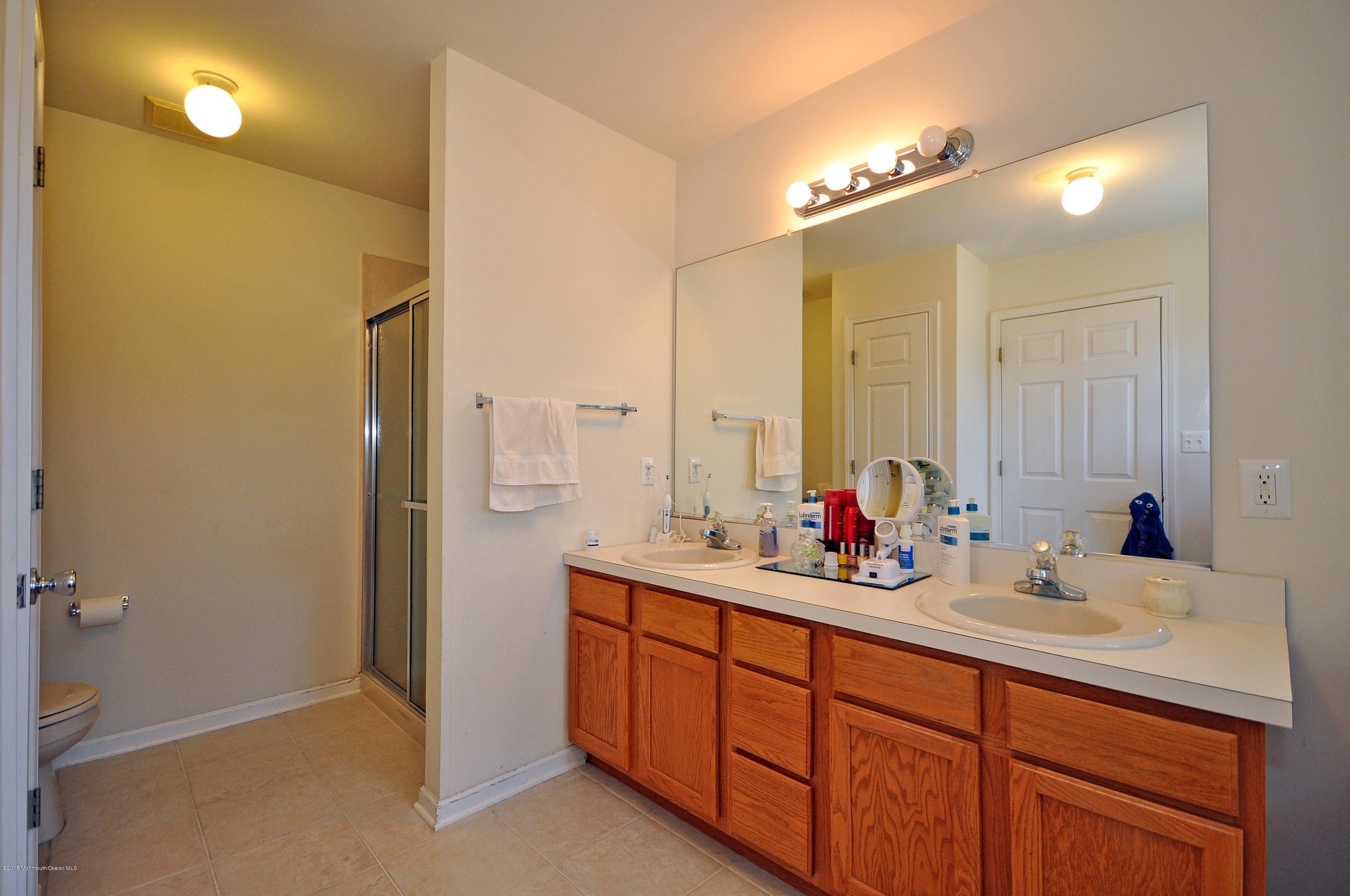 551 West Farms Road Howell, NJ 07731 - Photo 16 of 24 Master Bathroom