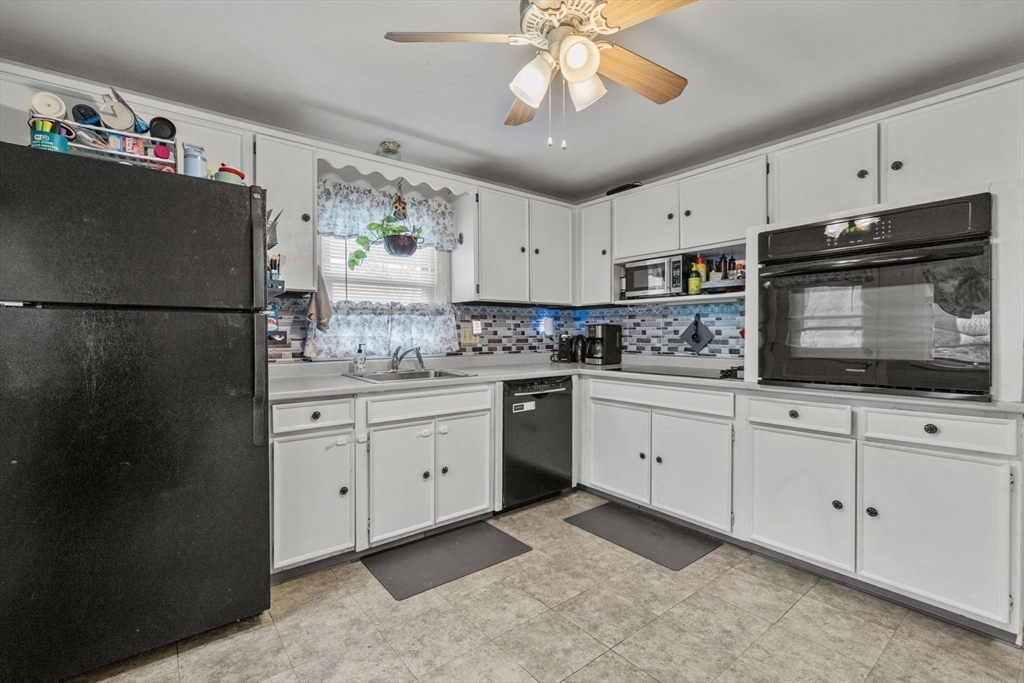 285 Den Quarry Road Lynn, MA 01904 - Photo 13 of 38