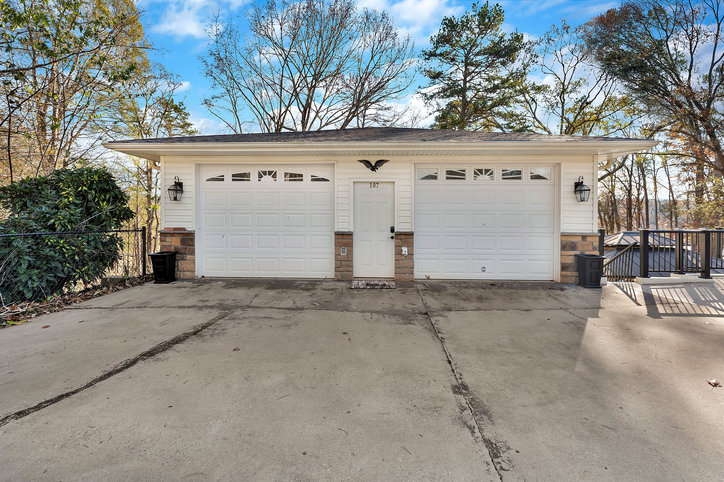 107 Shady Lane Anderson, SC 29625 - Photo 13 of 48 2 plus car garage