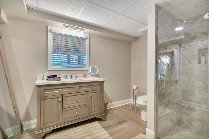 107 Shady Lane Anderson, SC 29625 - Photo 41 of 48 Downstairs full bath