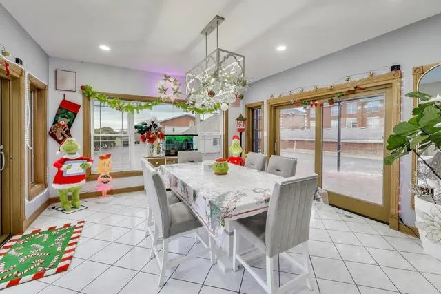 $2,500,000 | 9910 West 167th Street, Orland Park, IL 60467