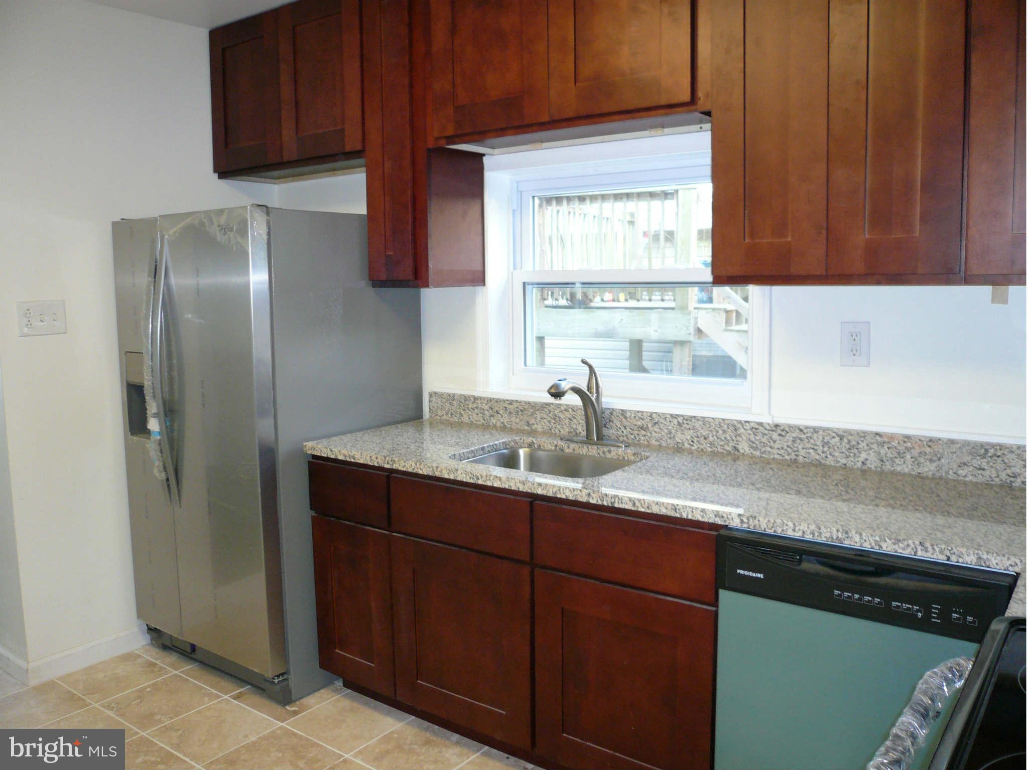 4050 Beach Road Dundalk, MD 21222 - Photo 8 of 26 Kitchen