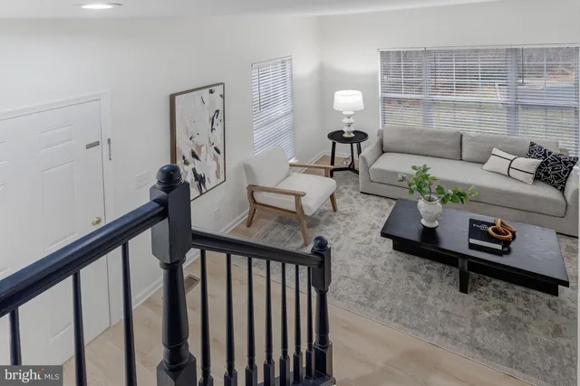 $425,000 | 15673 Viewpoint Circle, Dumfries, VA 22025