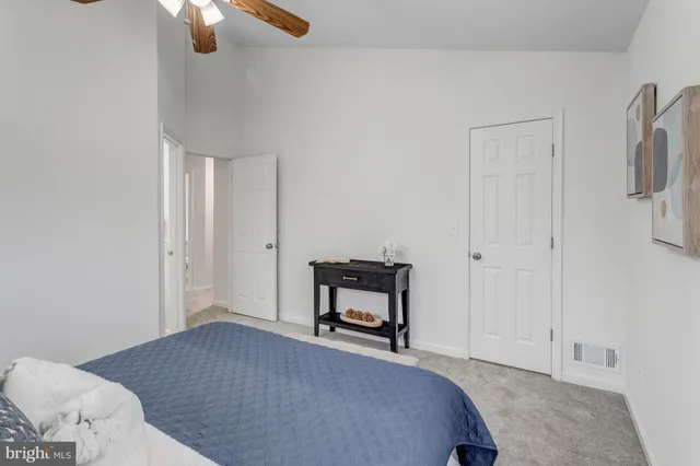 $425,000 | 15673 Viewpoint Circle, Dumfries, VA 22025