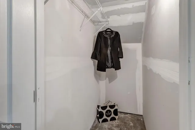 $425,000 | 15673 Viewpoint Circle, Dumfries, VA 22025