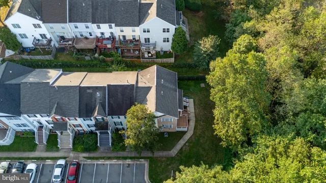 $425,000 | 15673 Viewpoint Circle, Dumfries, VA 22025