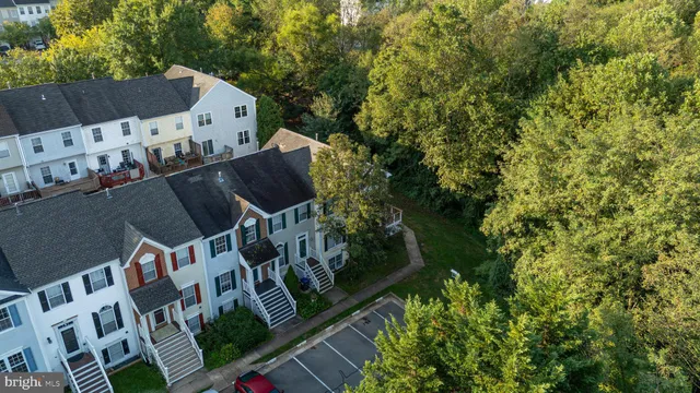 $425,000 | 15673 Viewpoint Circle, Dumfries, VA 22025