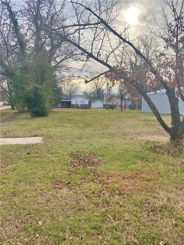 $2,200 | 701 West Euclid Street, Pittsburg, KS 66762