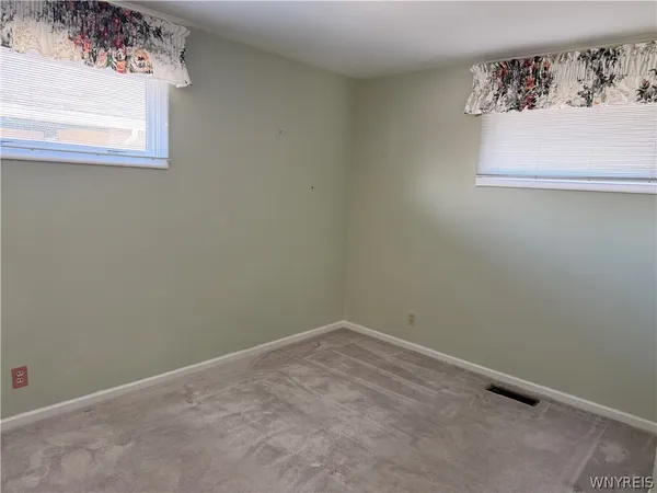 $249,900 | 401 Glenalby Road, Tonawanda, NY 14150