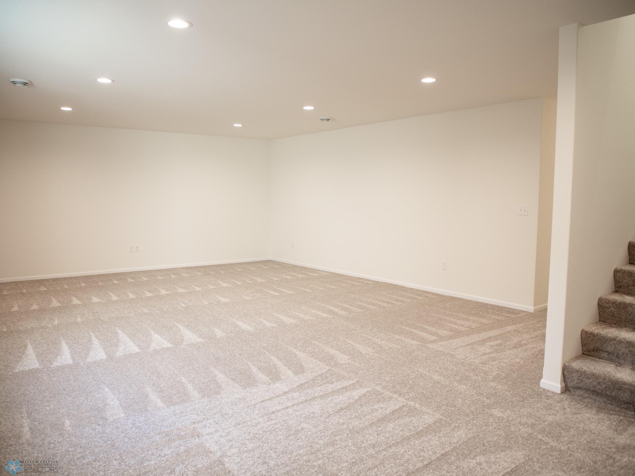 112 18th Street Southeast Barnesville, MN 56514 - Photo 25 of 31