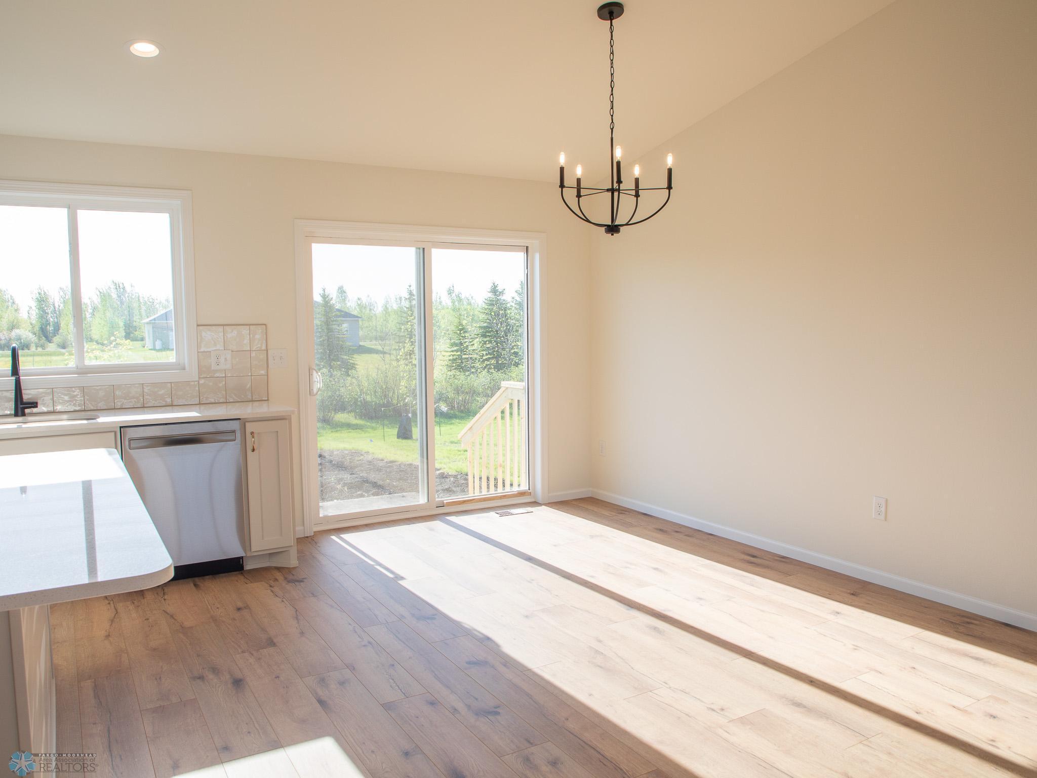 112 18th Street Southeast Barnesville, MN 56514 - Photo 4 of 31