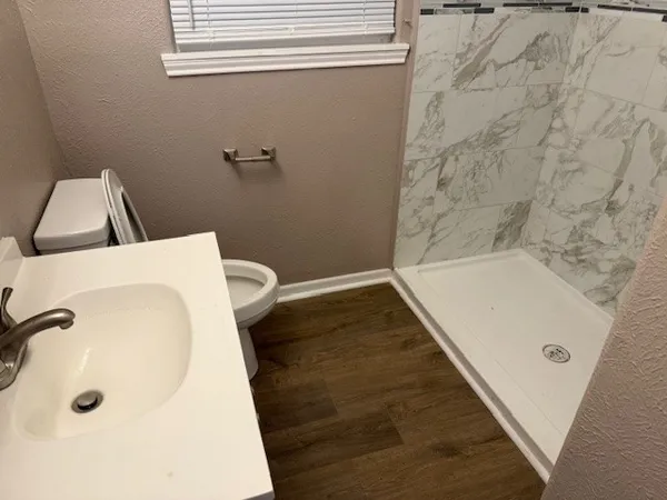 a bathroom with a tub